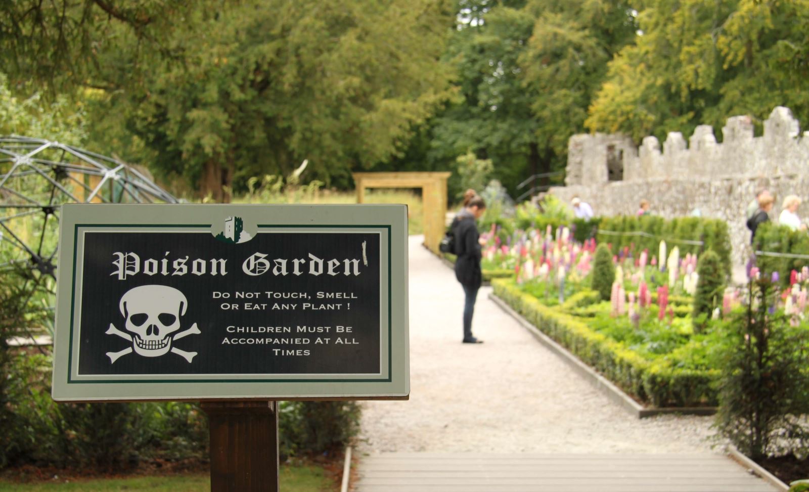 GARDENS | The Poison Garden at Alnwick Castle | Northumberland England